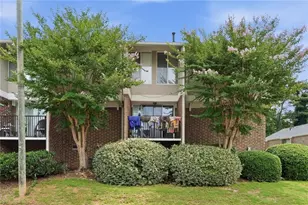 3301 Henderson Mill Rd, Atlanta, GA 30341 - Photo 2