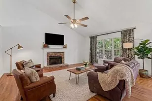 402 Township Ln, Woodstock, GA 30189 - Photo 2