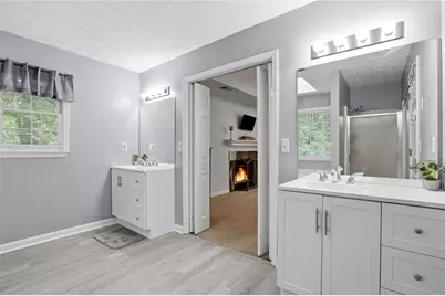 1354 Velvet Creek Glen SW, Marietta, GA 30008 - Photo 12