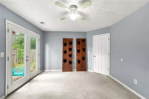 5958 Sherwood Trace, Stonecrest, GA 30038 - Photo 18