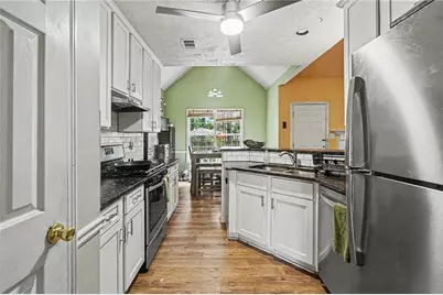 1072 Pennsylvania Run, Lawrenceville, GA 30043 - Photo 10
