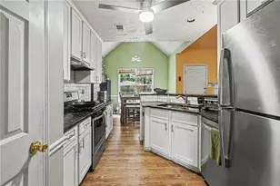 1072 Pennsylvania Run, Lawrenceville, GA 30043 - Photo 10