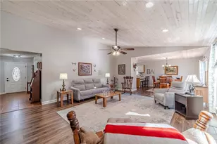 4779 Countryside Dr, Flowery Branch, GA 30542 - Photo 6