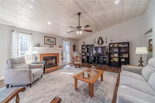 4779 Countryside Dr, Flowery Branch, GA 30542 - Photo 8