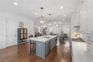 575 Woods Walk, Alpharetta, GA 30009 - Photo 14