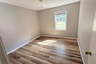 55 Oak Crest Ct, Covington, GA 30016 - Photo 4