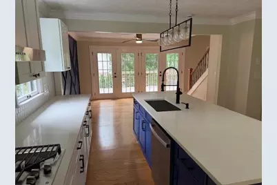 2552 Hunton Court NE, Marietta, GA 30068 - Photo 4