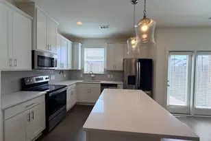 1911 Plainsboro Dr, Stonecrest, GA 30058 - Photo 6