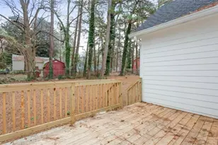 2932 Palm Dr, Atlanta, GA 30344 - Photo 6