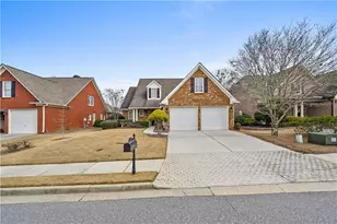 730 Windsor Pl Circle, Grayson, GA 30017 - Photo 2