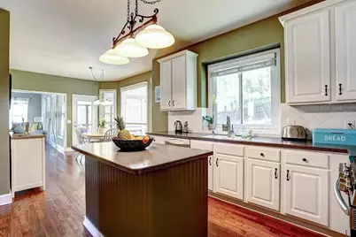 10995 Kimball Crest Drive, Alpharetta, GA 30022 - Photo 2