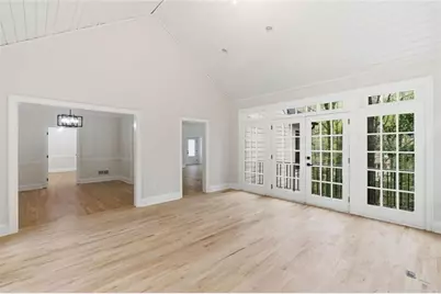 7170 Riverside NW, Atlanta, GA 30328 - Photo 16