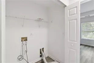 585 McWilliams Road SE, Atlanta, GA 30315 - Photo 24