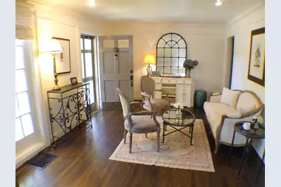 746 Forrest Trail NW, Atlanta, GA 30318 - Photo 2