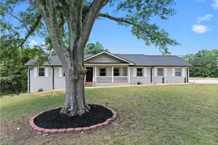 5245 Stonewall Tell Rd, Atlanta, GA 30349 - Photo 2
