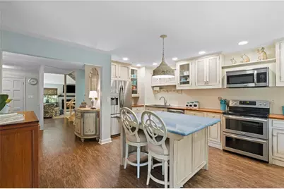 3060 Balearic Drive SE, Marietta, GA 30067 - Photo 10