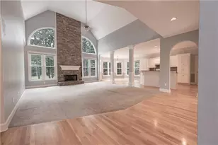 1073 Towne Lk Hls E, Woodstock, GA 30189 - Photo 8