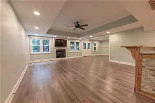 1073 Towne Lk Hls E, Woodstock, GA 30189 - Photo 38