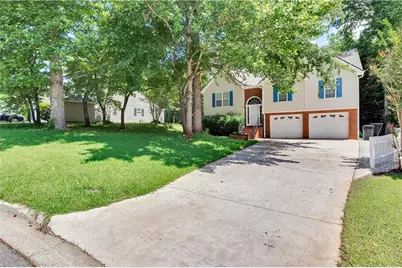 7281 Plum Creek Drive, Gainesville, GA 30507 - Photo 2