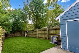 1405 Kennesaw Trace NW, Kennesaw, GA 30144 - Photo 4