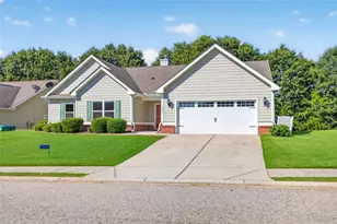 1239 Oak Springs Wy, Statham, GA 30666 - Photo 2