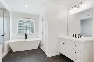 400 Gatehouse Ct, Alpharetta, GA 30009 - Photo 24