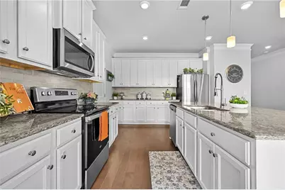 3229 Weyhill Way, Buford, GA 30519 - Photo 8