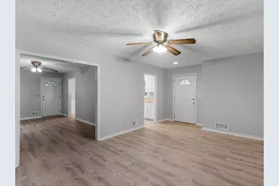 260 Pinehurst Drive, Stockbridge, GA 30281 - Photo 4