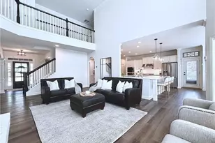 500 Lakeview Ct, Woodstock, GA 30188 - Photo 2
