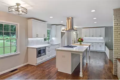 4176 Triple Creek Court NE, Atlanta, GA 30319 - Photo 6