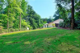 4176 Triple Creek Ct NE, Atlanta, GA 30319 - Photo 28