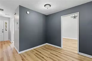 399 Hearth Pl, Lawrenceville, GA 30043 - Photo 16