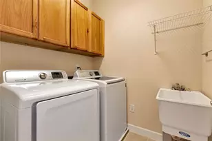3450 Locust Cove Rd, Gainesville, GA 30504 - Photo 8