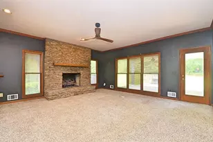 1104 Thorn Apple Ct SE, Conyers, GA 30013 - Photo 14
