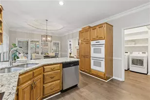 3069 Hillside Trail NE, Marietta, GA 30066 - Photo 8