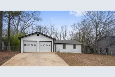 2814 Woodhollow Lane, Jonesboro, GA 30236 - Photo 2