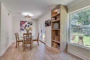 2802 Royal Bluff, Decatur, GA 30030 - Photo 14