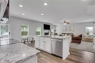 4950 Zoya Ct SW, Atlanta, GA 30331 - Photo 6