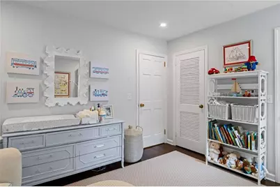 1556 Walthall Court NW, Atlanta, GA 30318 - Photo 10