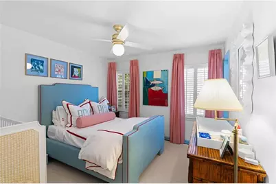 1556 Walthall Court NW, Atlanta, GA 30318 - Photo 24