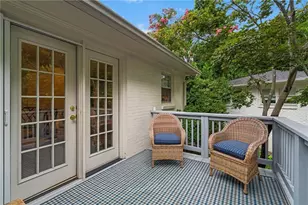1556 Walthall Ct NW, Atlanta, GA 30318 - Photo 40