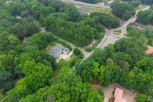 5965 Riverside Dr, Sandy Springs, GA 30328 - Photo 44