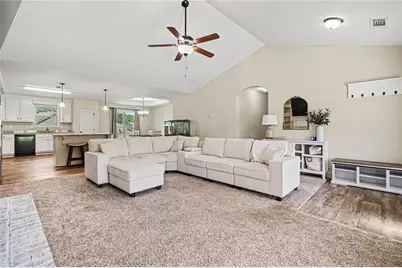 48 Robins Landing, Winder, GA 30680 - Photo 6