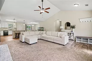 48 Robins Lndg, Winder, GA 30680 - Photo 6