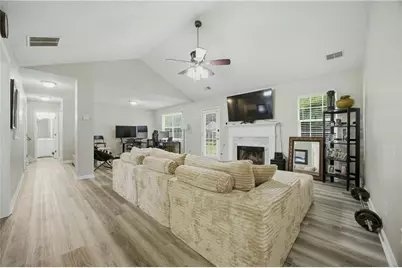 220 Ashland Manor Drive, Lawrenceville, GA 30045 - Photo 2