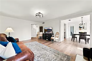 1003 Canyon Point Cir, Roswell, GA 30076 - Photo 4
