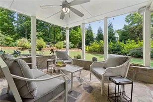 10550 Haynes Bridge Rd, Roswell, GA 30022 - Photo 4