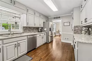 914 Newcastle Dr SW, Lilburn, GA 30047 - Photo 22