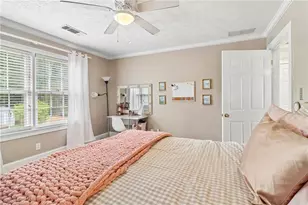 914 Newcastle Dr SW, Lilburn, GA 30047 - Photo 54