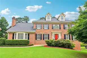 914 Newcastle Dr SW, Lilburn, GA 30047 - Photo 1
